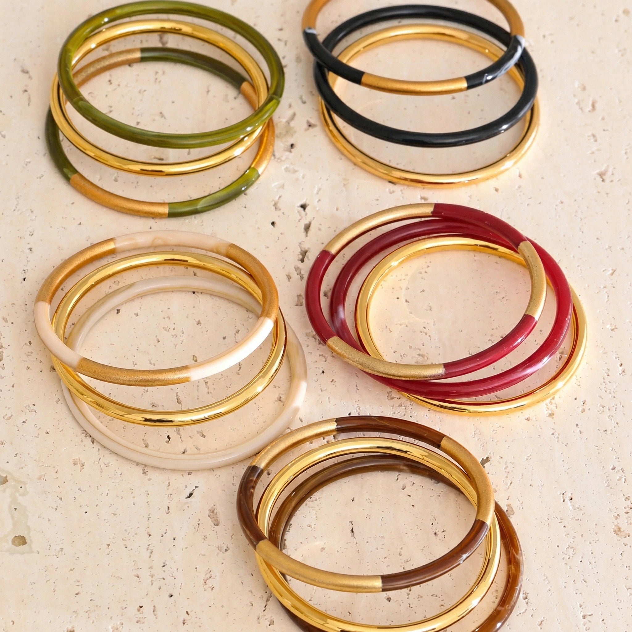 Resin Accent Bangle Set
