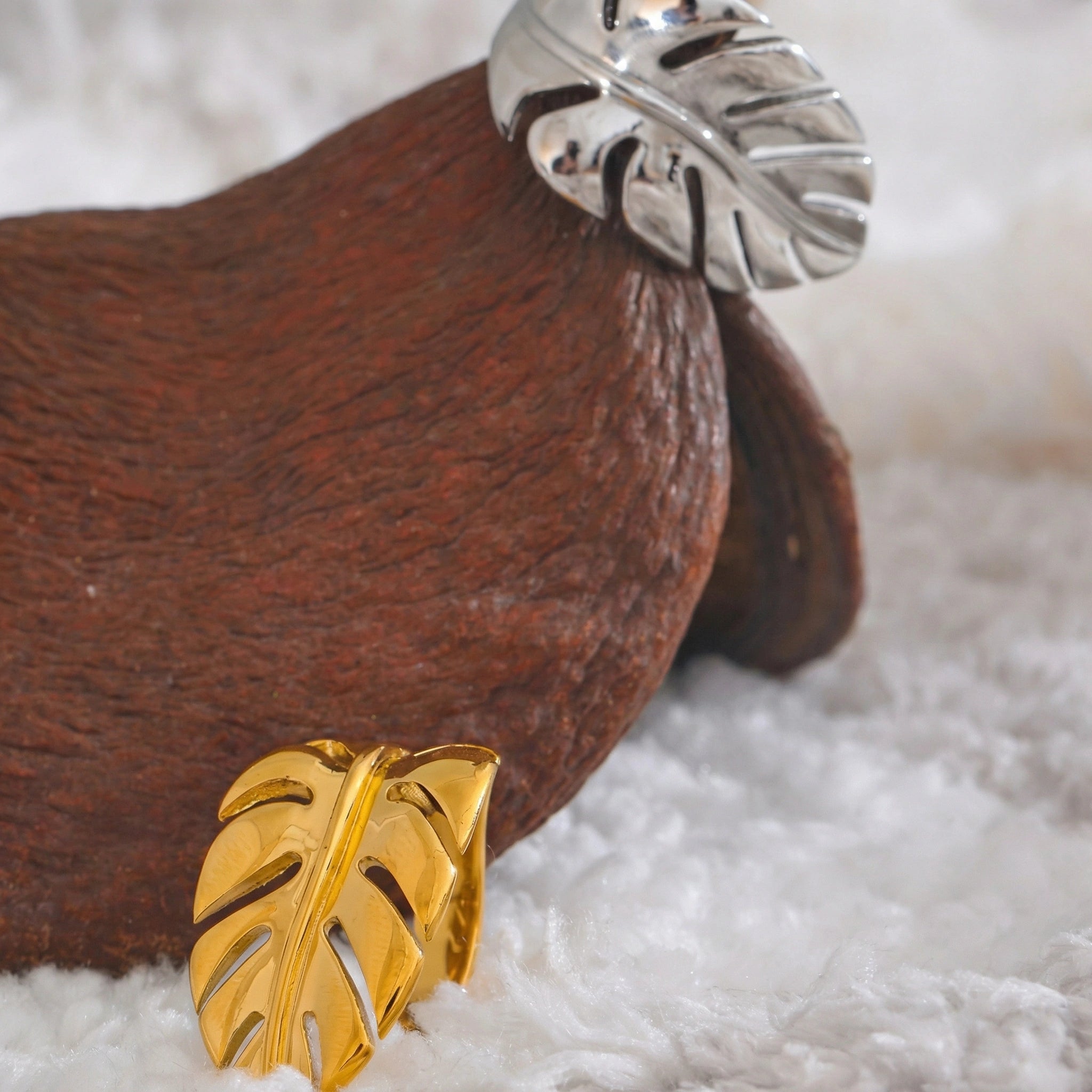 Metal Leaf Open Ring