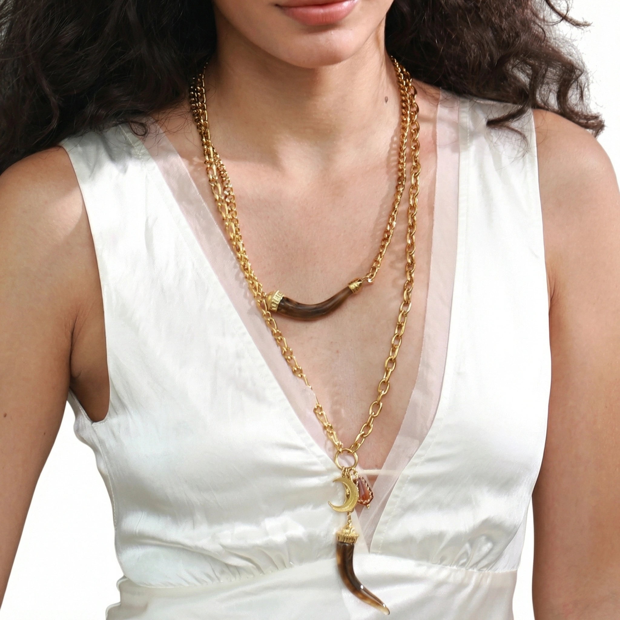 Double-Layer Horn Pendant Necklace