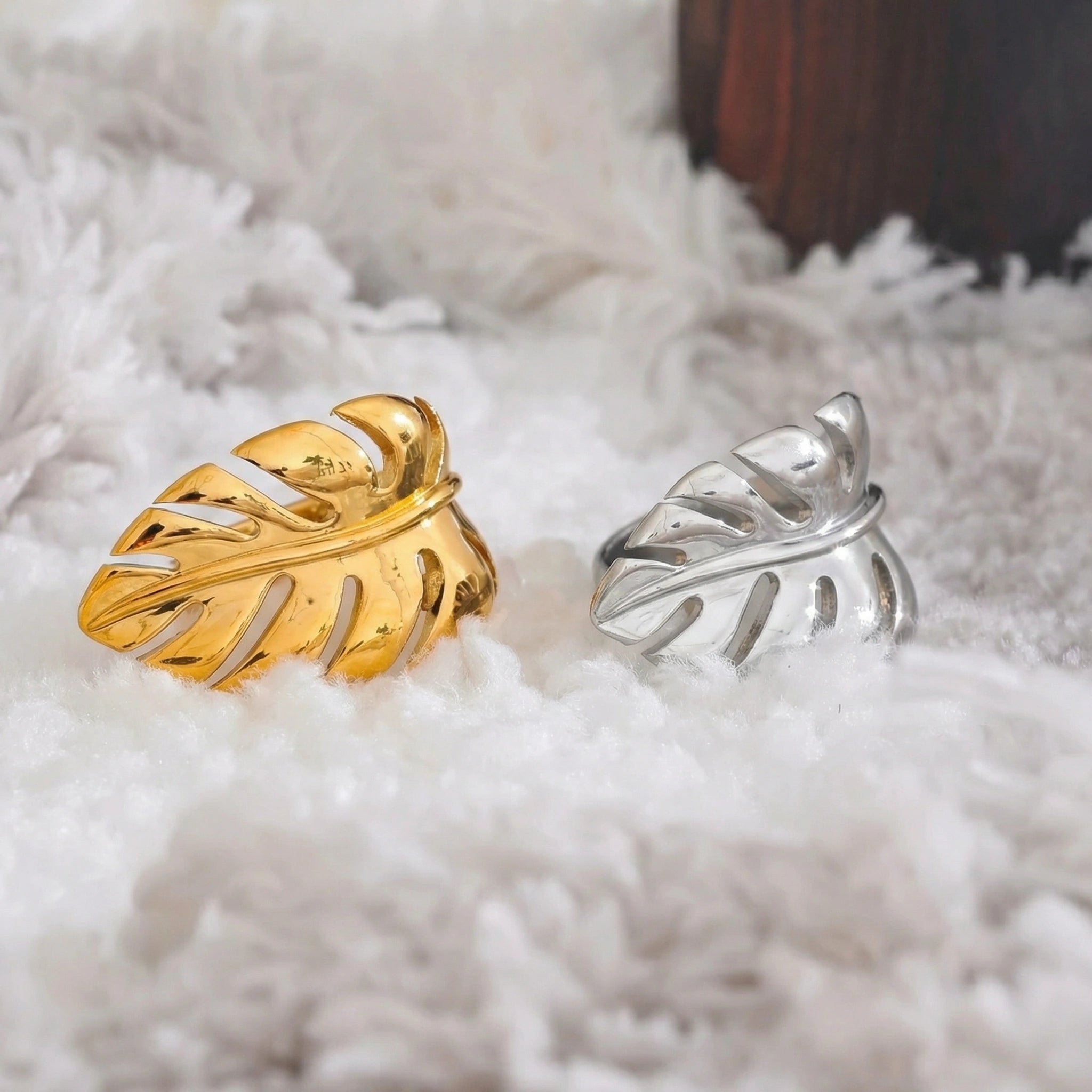 Metal Leaf Open Ring